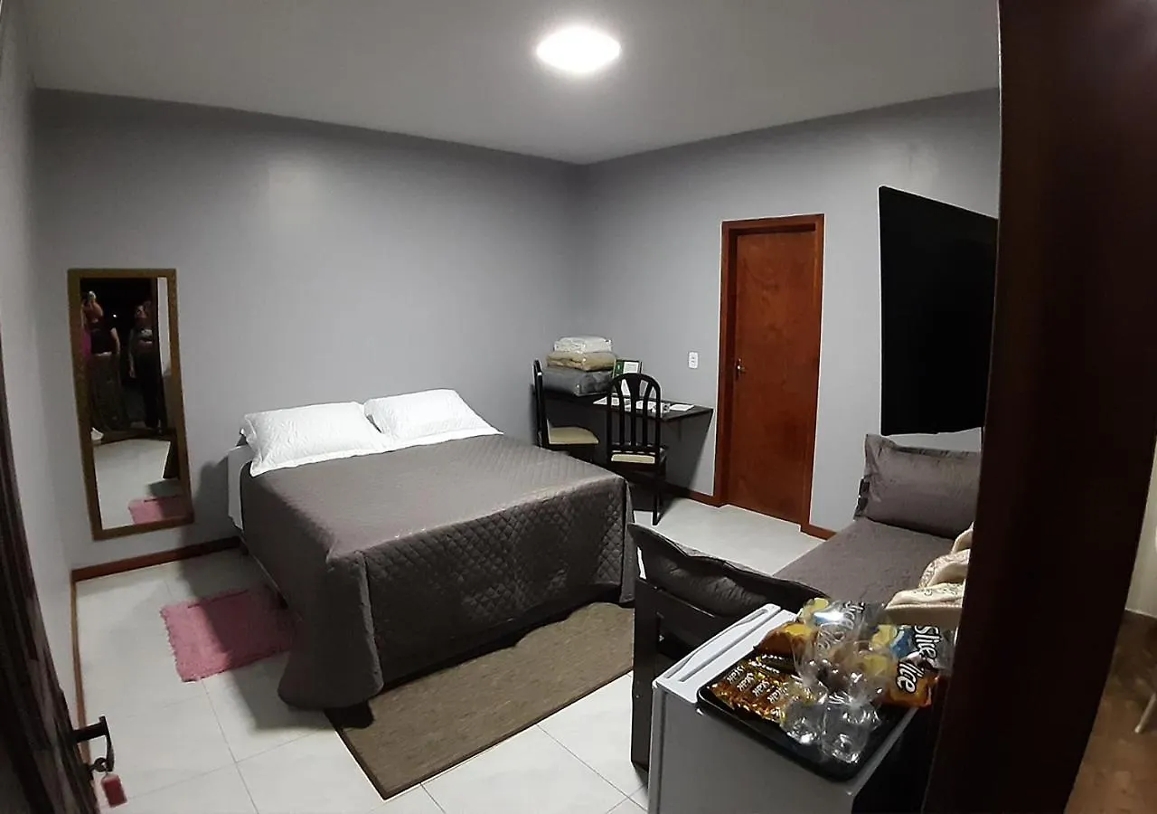 Hospedagem Mafli Apartamento Barra do Trombudo Quarto em Acomodações Particulares